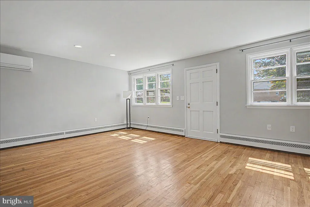 Additional image 7 of 211 Dumont Road, Wilmington, DE 19804