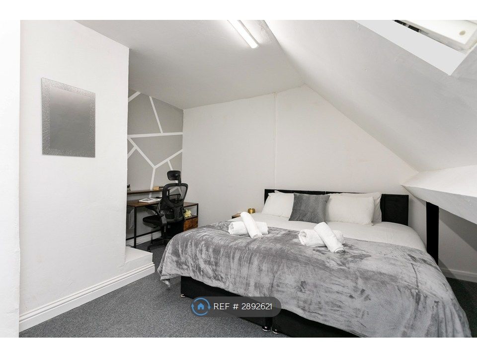 Additional image 4 of 6 bed terraced house to rentSaint Peters Road, Leicester LE2