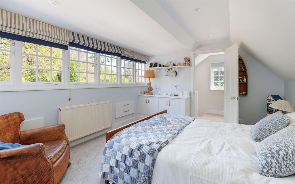 Additional image 37 of 7 bed detached house for salePuckpool, Isle Of Wight PO33