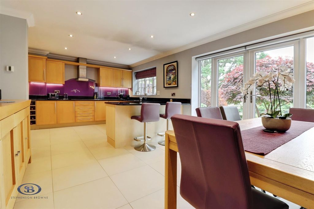 Additional image 3 of 4 bed detached house for saleCornmill Close, Warmingham, Sandbach CW11