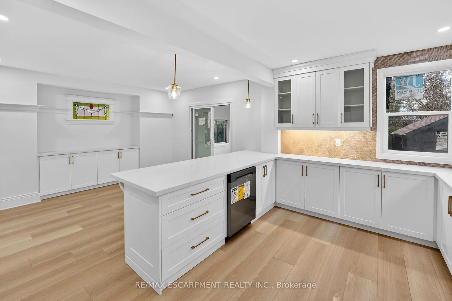 Additional image 13 of 101 Houghton Avenue