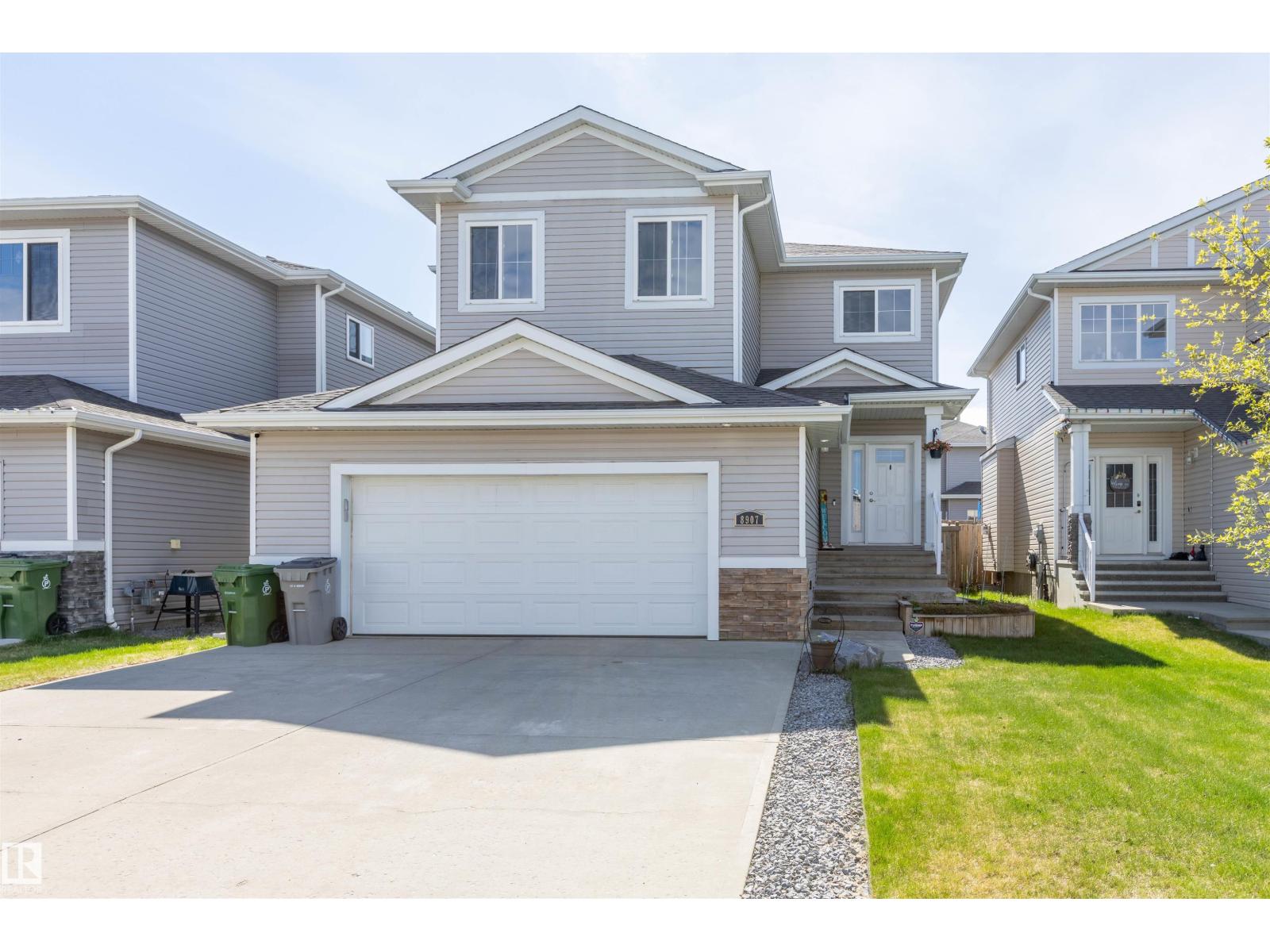 8907 97a Avenue, Morinville, AB, T8R2N6