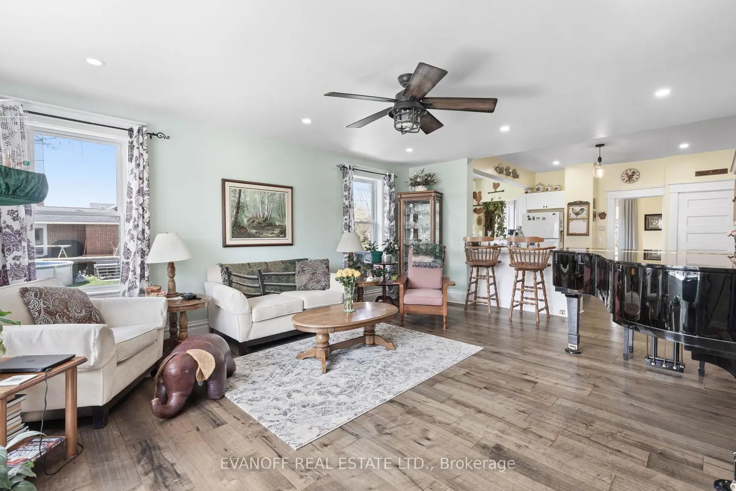 Additional image 7 of 61 Bond Street