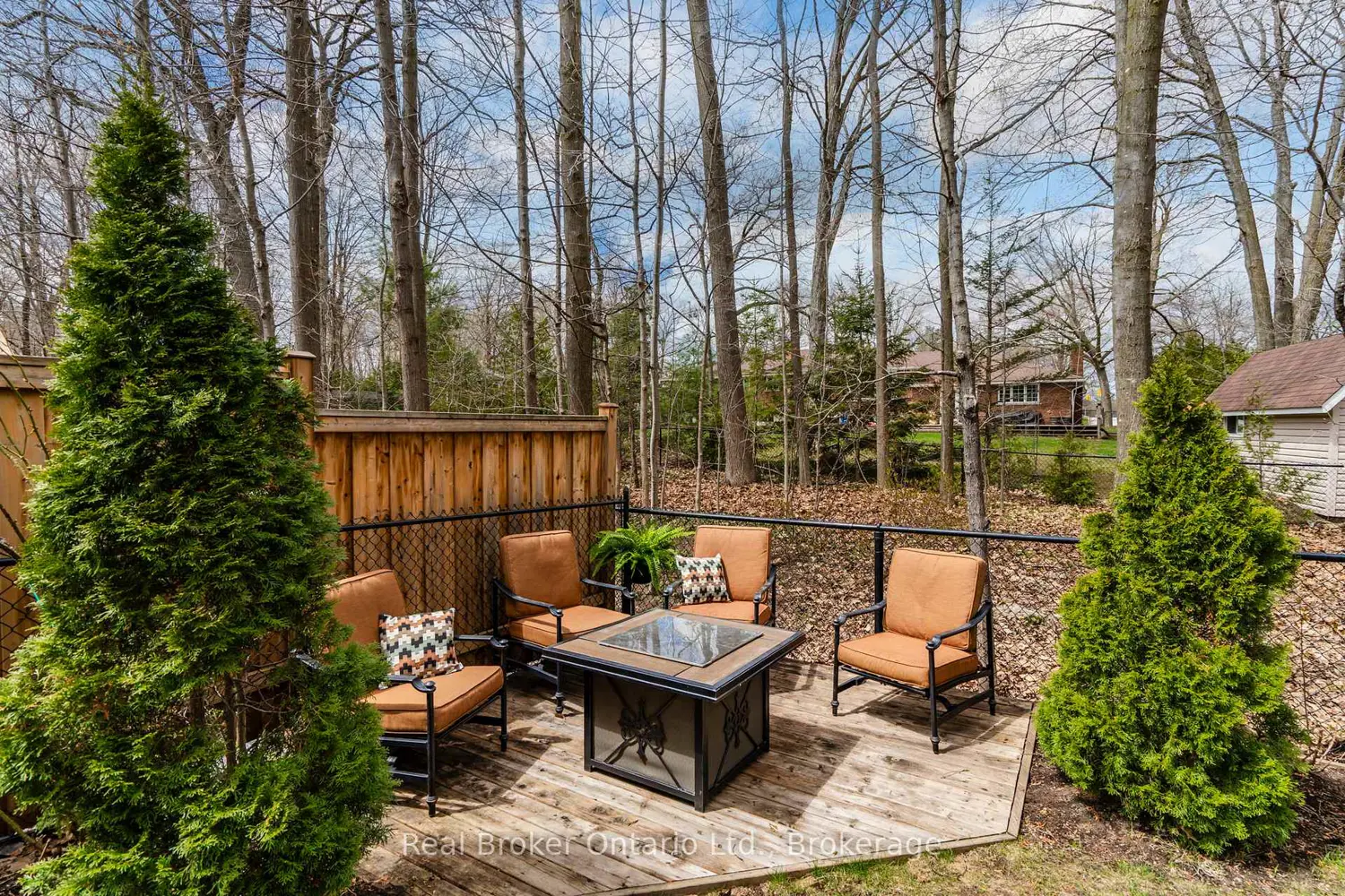 Additional image 17 of 984 Cook Drive