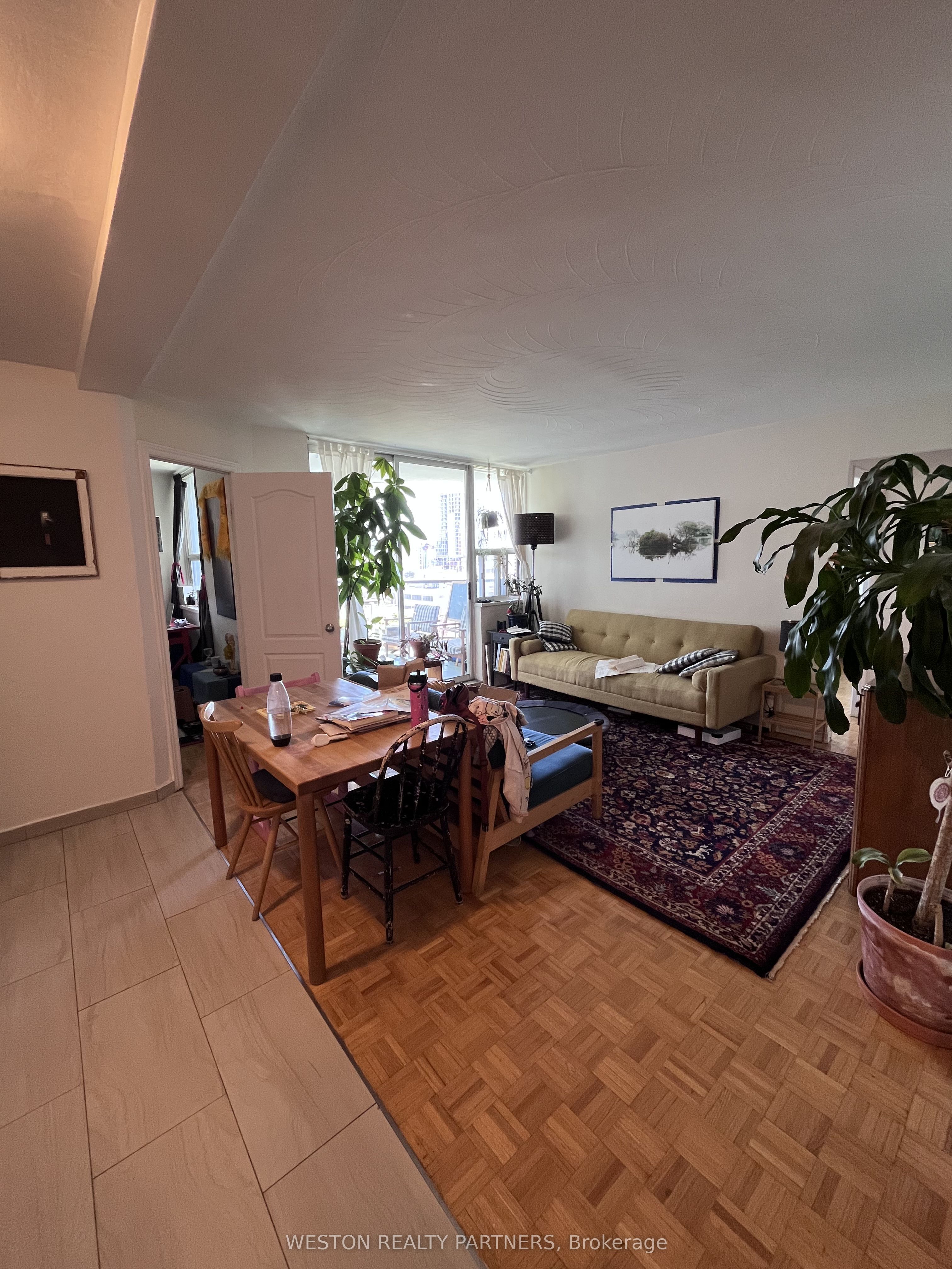 Additional image 2 of 1105-44 Walmer Road, Toronto, ON, M5R 2X5