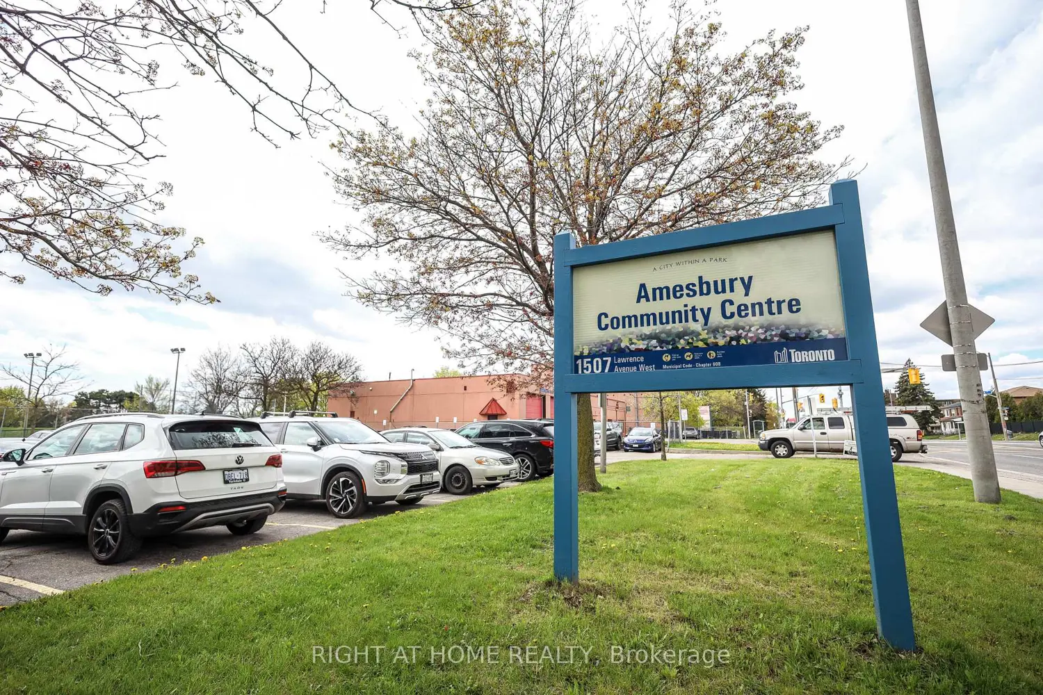 Additional image 17 of 1455 Lawrence Avenue 207