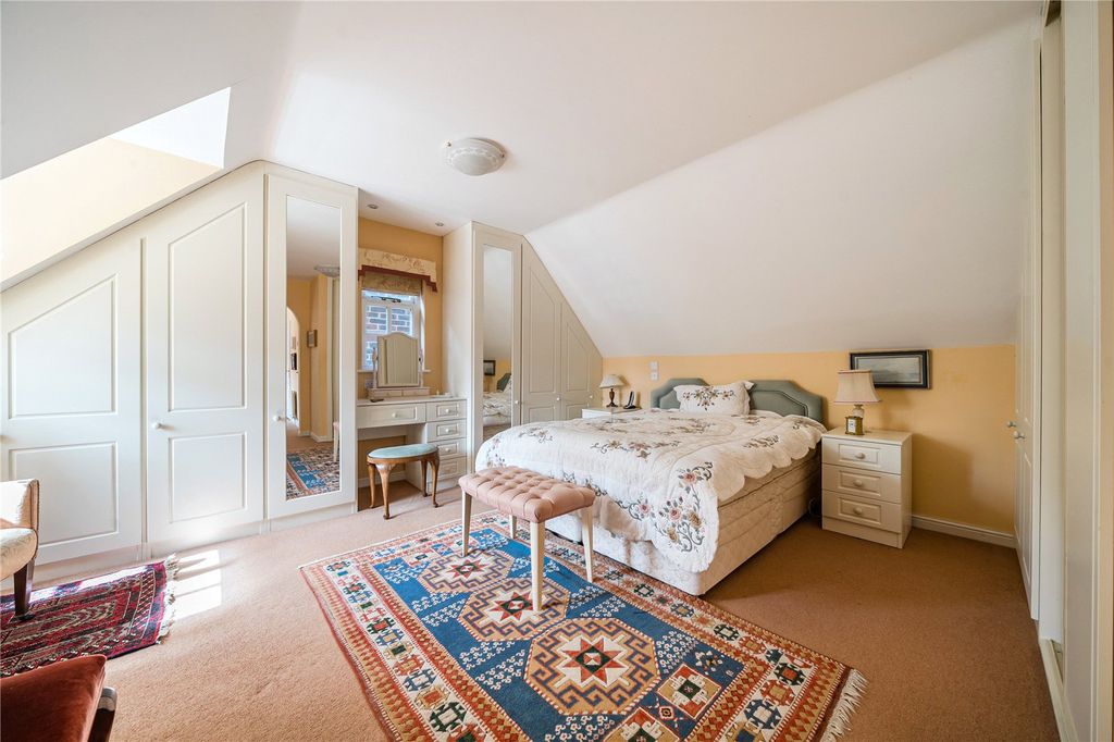 Additional image 5 of 3 bed detached house for salePriestland Gardens, Castle Village, Berkhamsted, Hertfordshire HP4