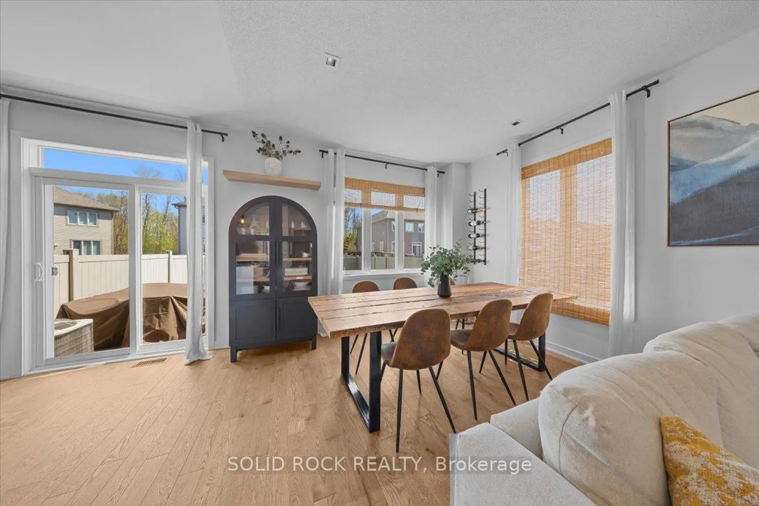 255 Trailsedge Way photo 4