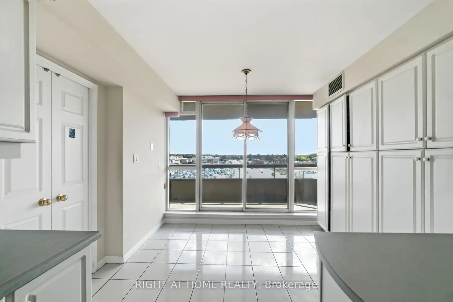 Additional image 5 of 610 Bullock Drive #803