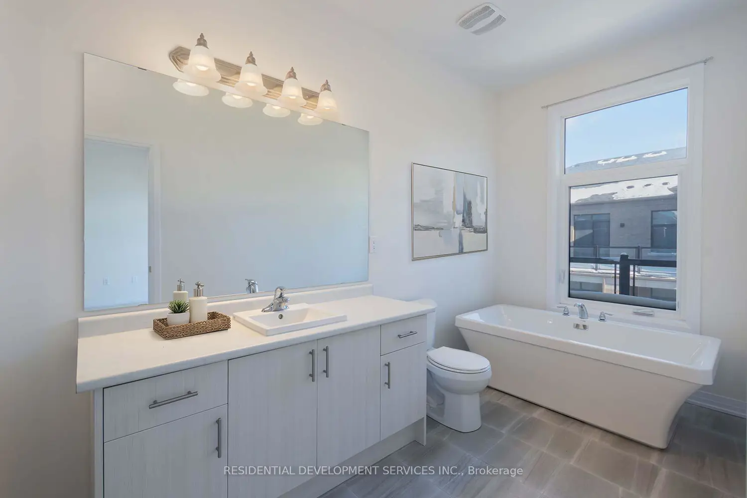 Additional image 8 of 11411 Leslie Street