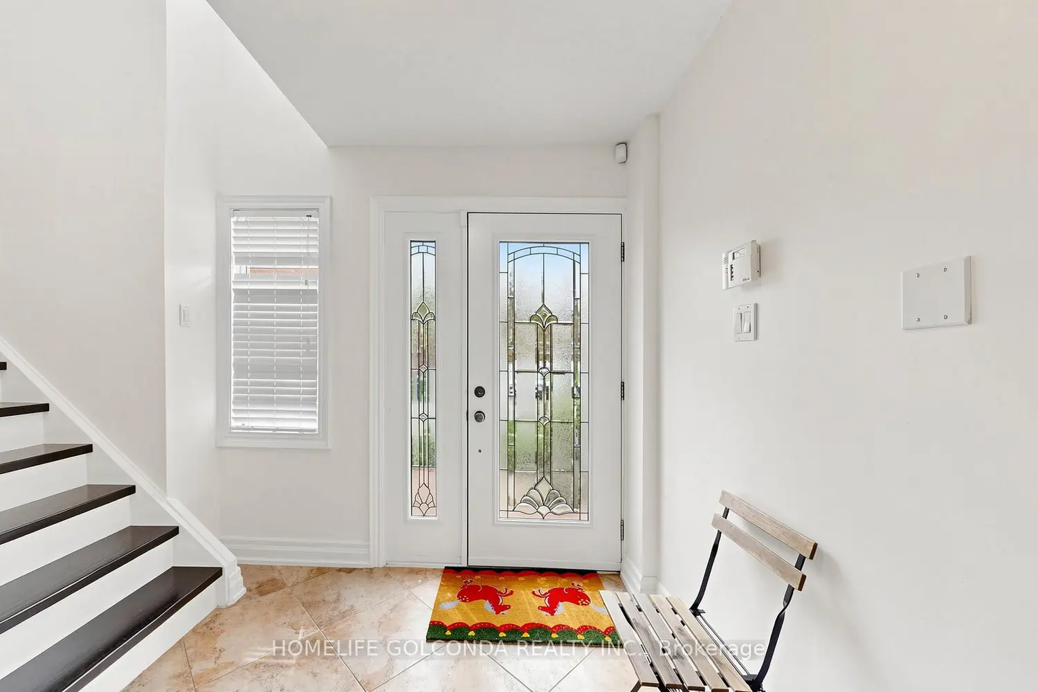 19 Thornbury Circle