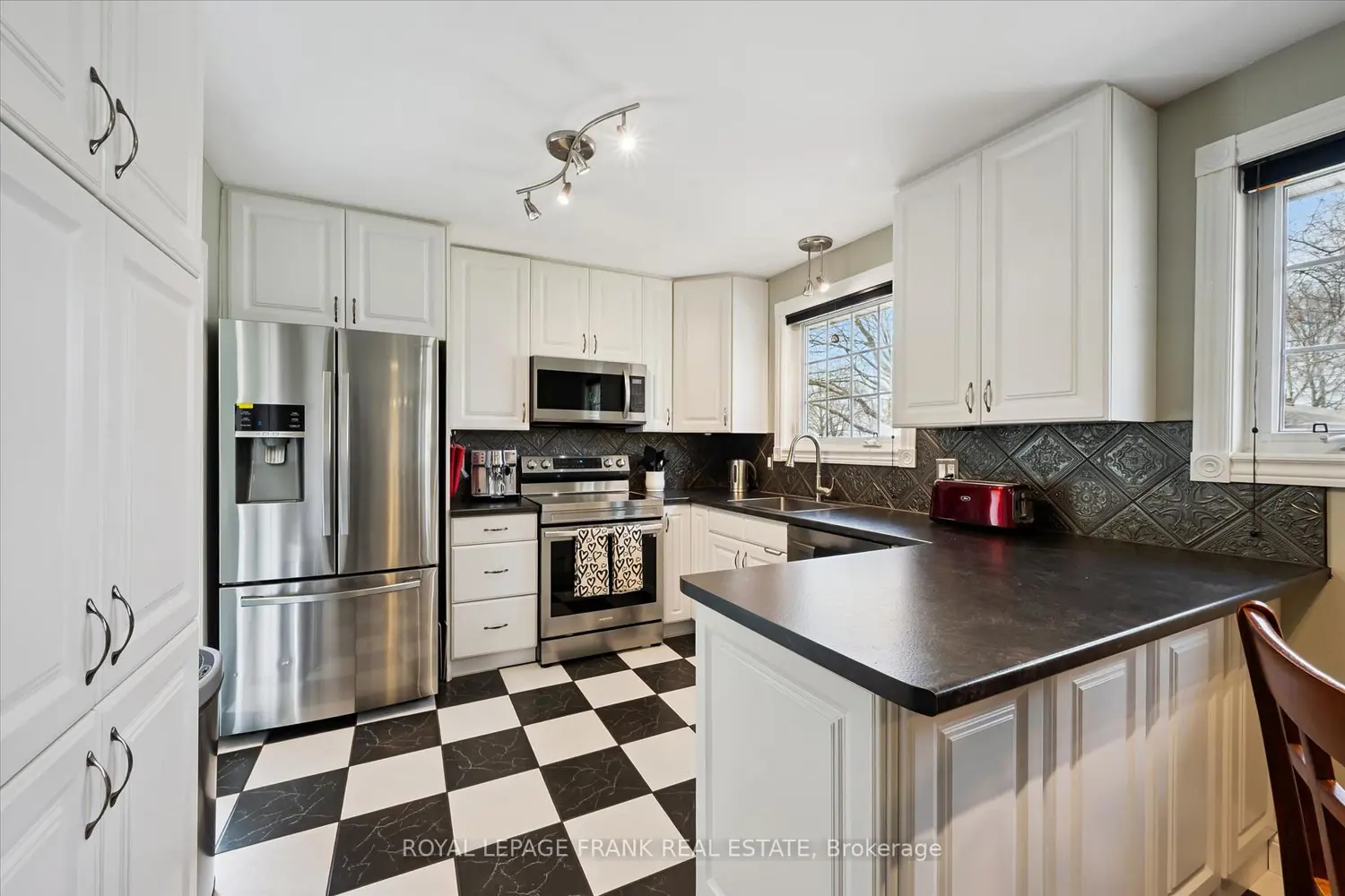 11 Argyle Drive photo 5