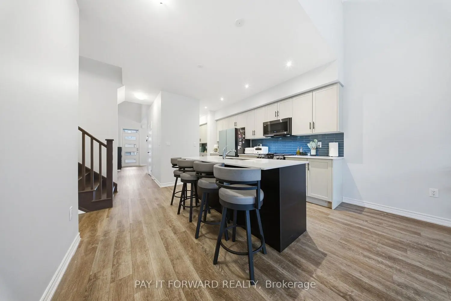 Additional image 7 of 30 Bensley Lane