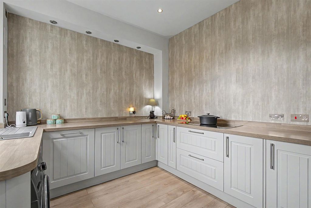 Additional image 28 of 2 bed flat for saleDenholm Street, Greenock PA16