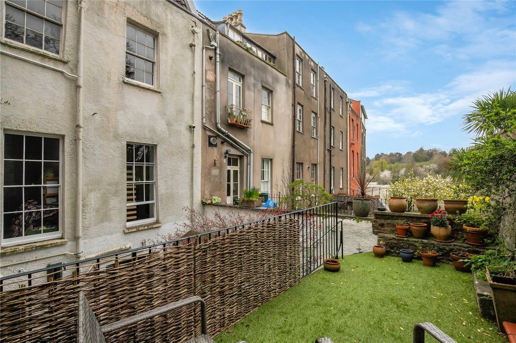 Additional image 20 of 3 bed flat for saleWindsor Terrace, Clifton, Bristol BS8