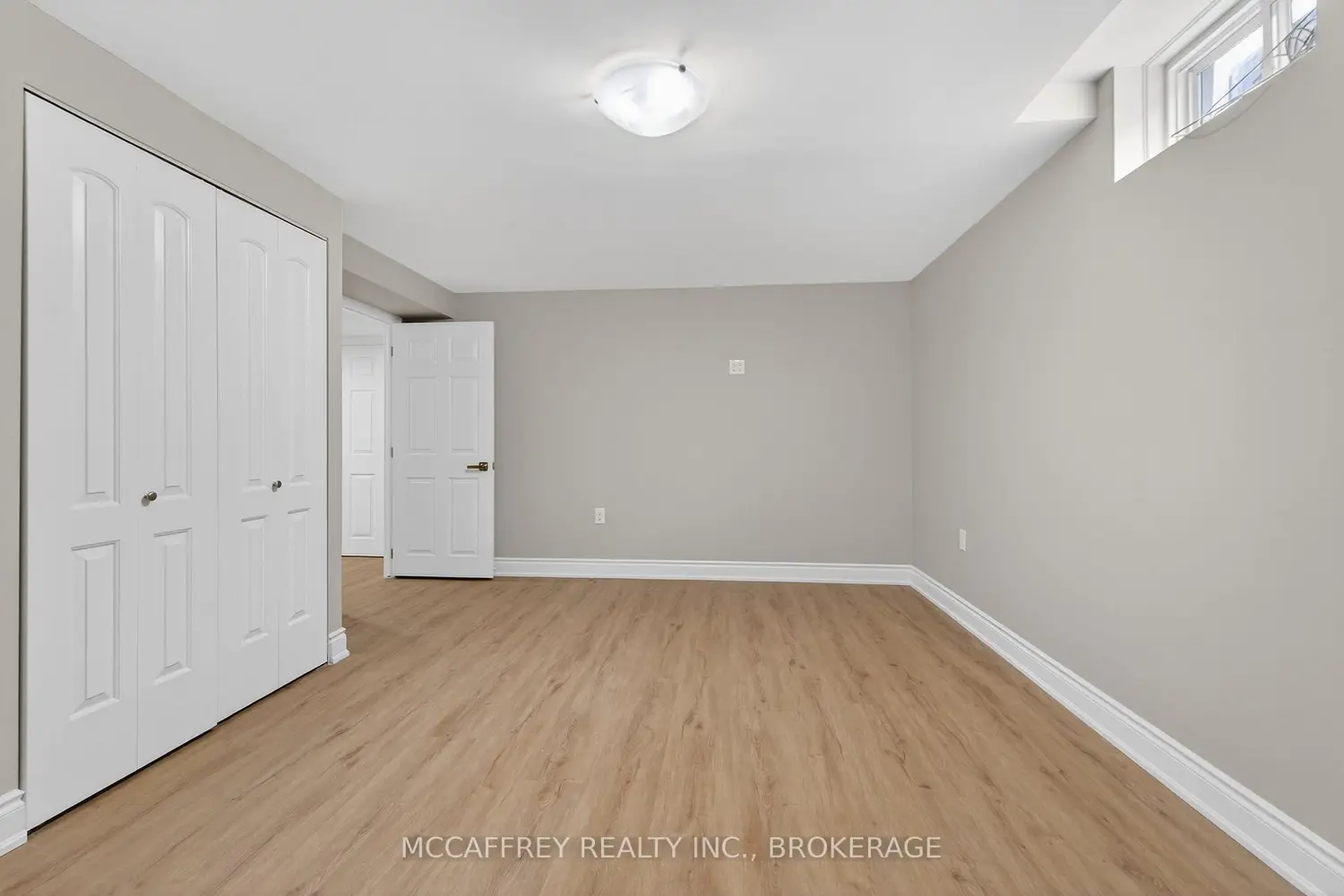 Additional image 17 of 25 Kanvers Way