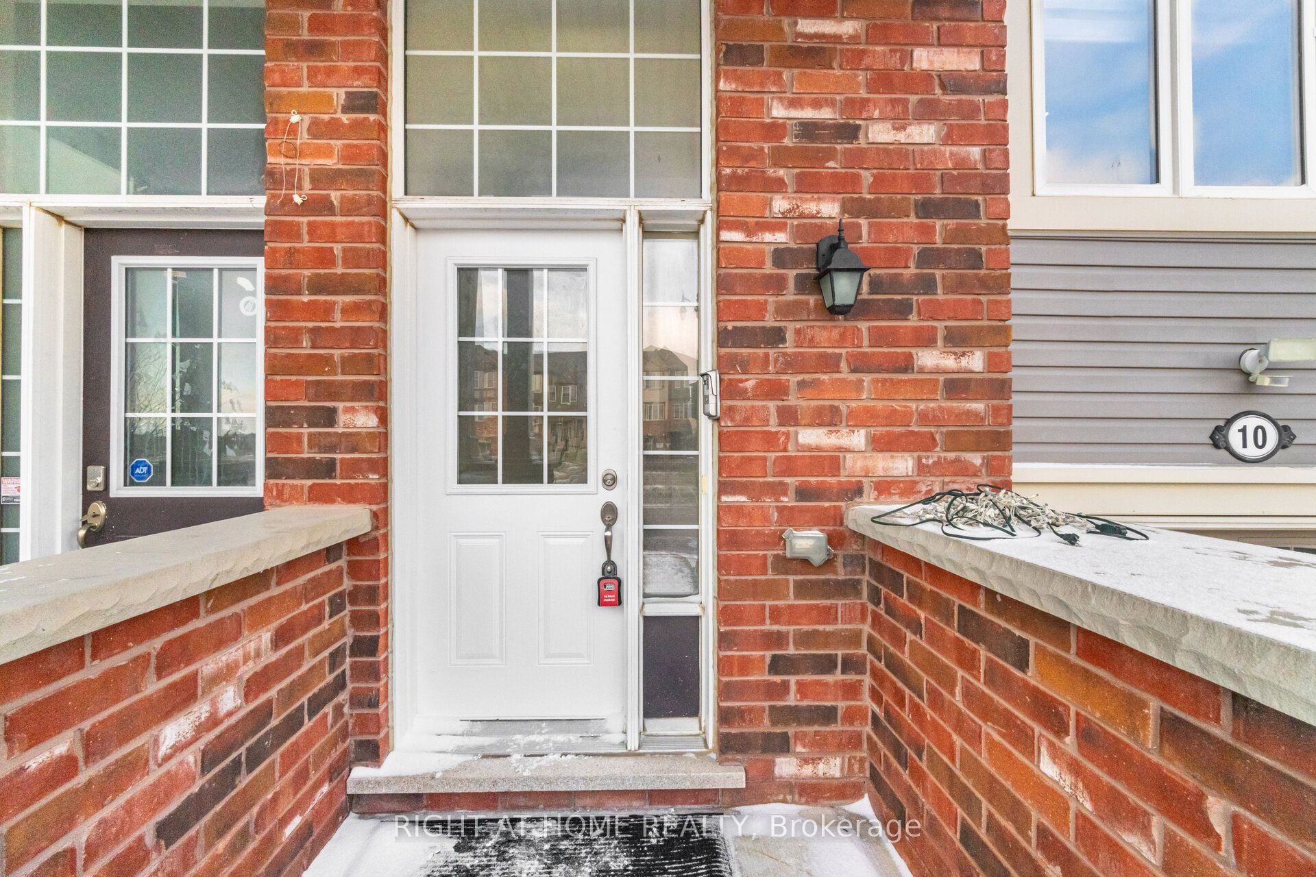 Additional image 4 of 10 Vanhorne Close, Brampton, ON, L7A 0X7