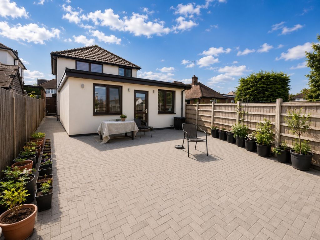 Additional image 20 of 5 bed detached house to rentFelstead Way, Luton, Bedfordshire LU2