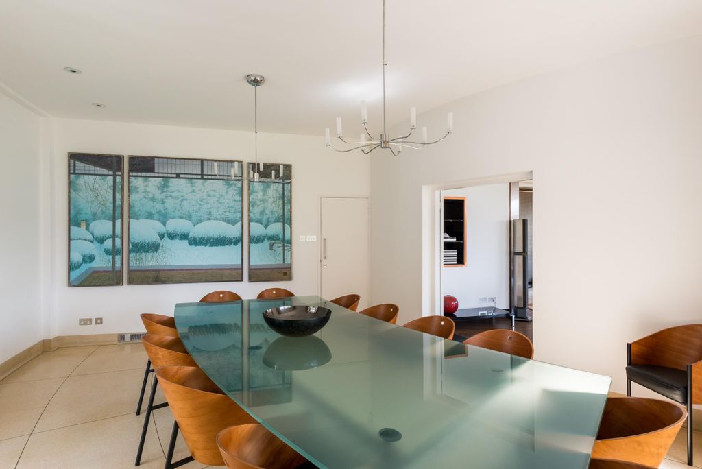 Additional image 12 of 6 bed detached house to rentSt. Anns Hill Road, Chertsey, Surrey KT16