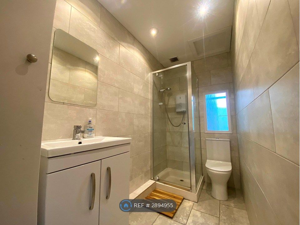 Additional image 10 of 8 bed flat to rentCecil Street, Glasgow G12