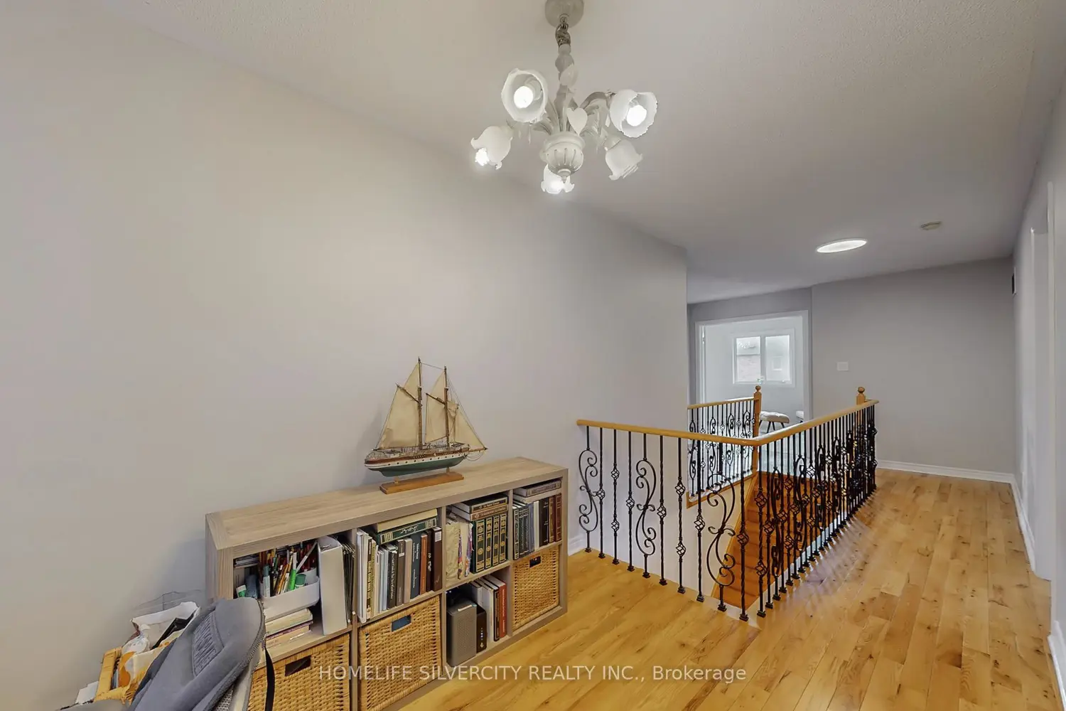 Additional image 9 of 6 Rouge Fairway Street