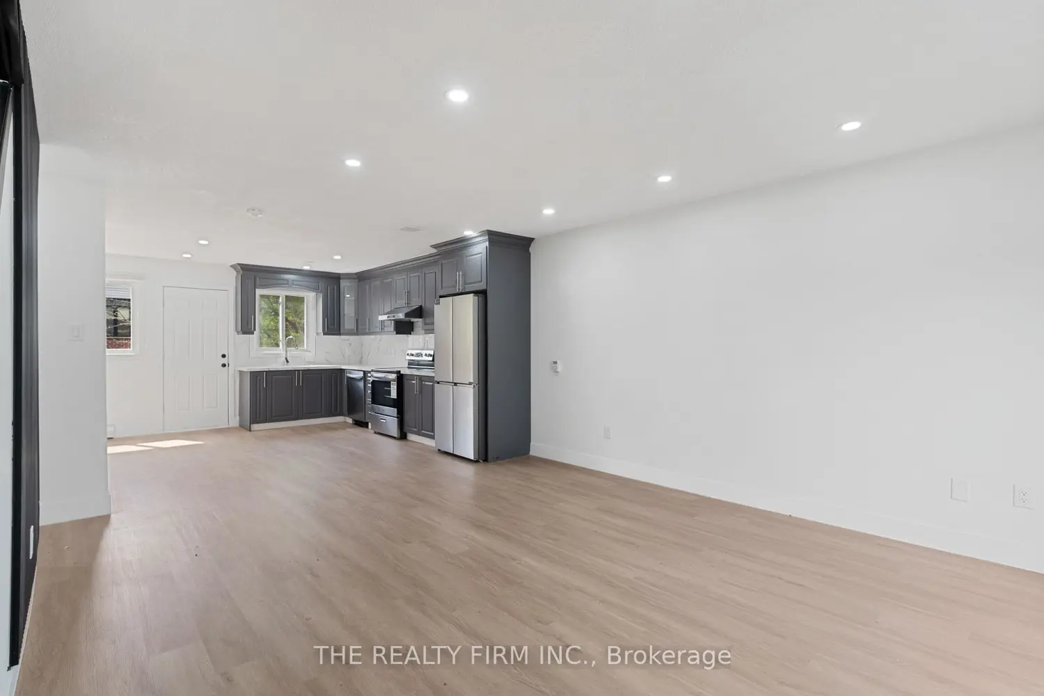 1443 Huron Street 26 photo 3