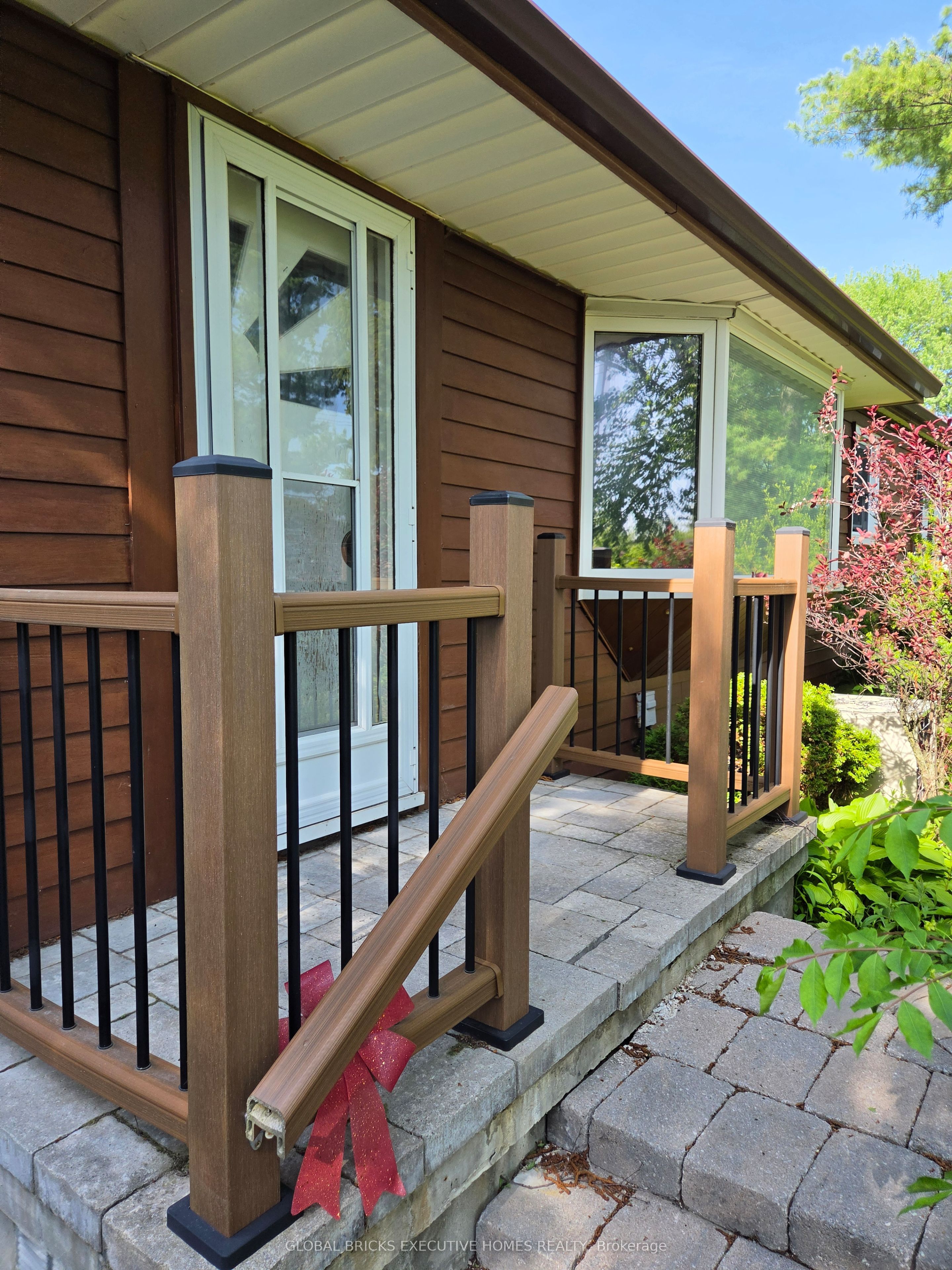 522 Woodlawn Road, Welland, ON, L3C 3K1