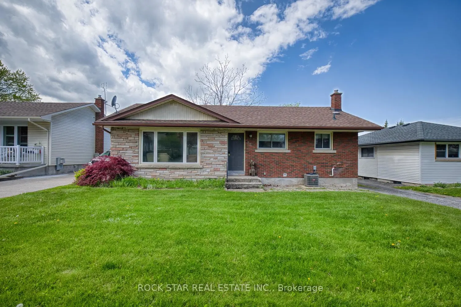 25 Warkdale Drive