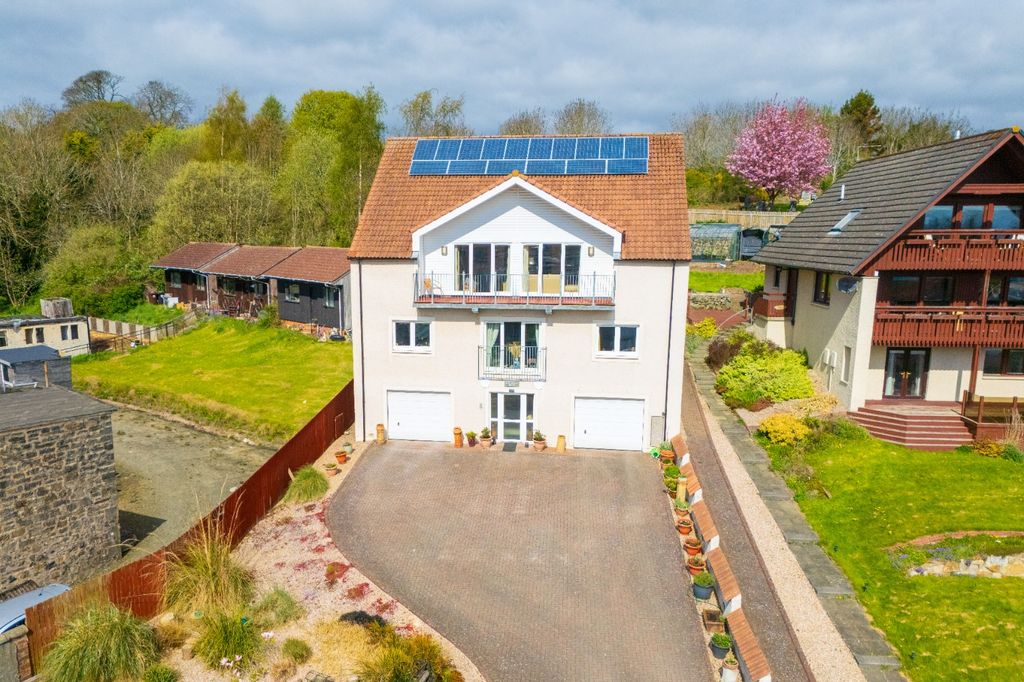 3 bed detached house for saleHigh Street, Aberdour KY3