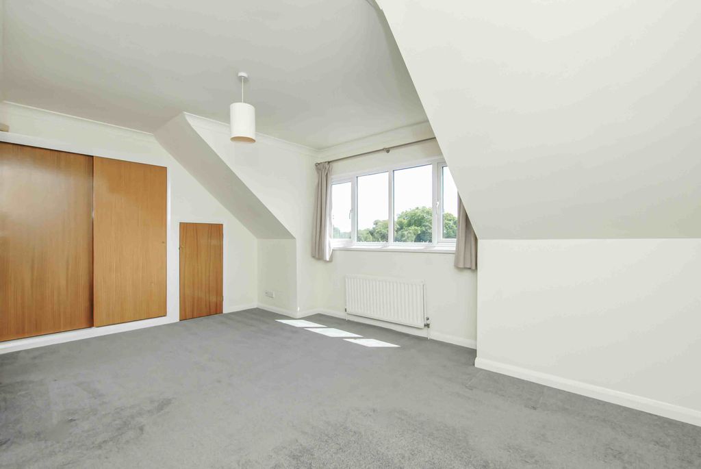 Additional image 10 of 4 bed terraced house to rentKingstable Street, Eton, Windsor SL4