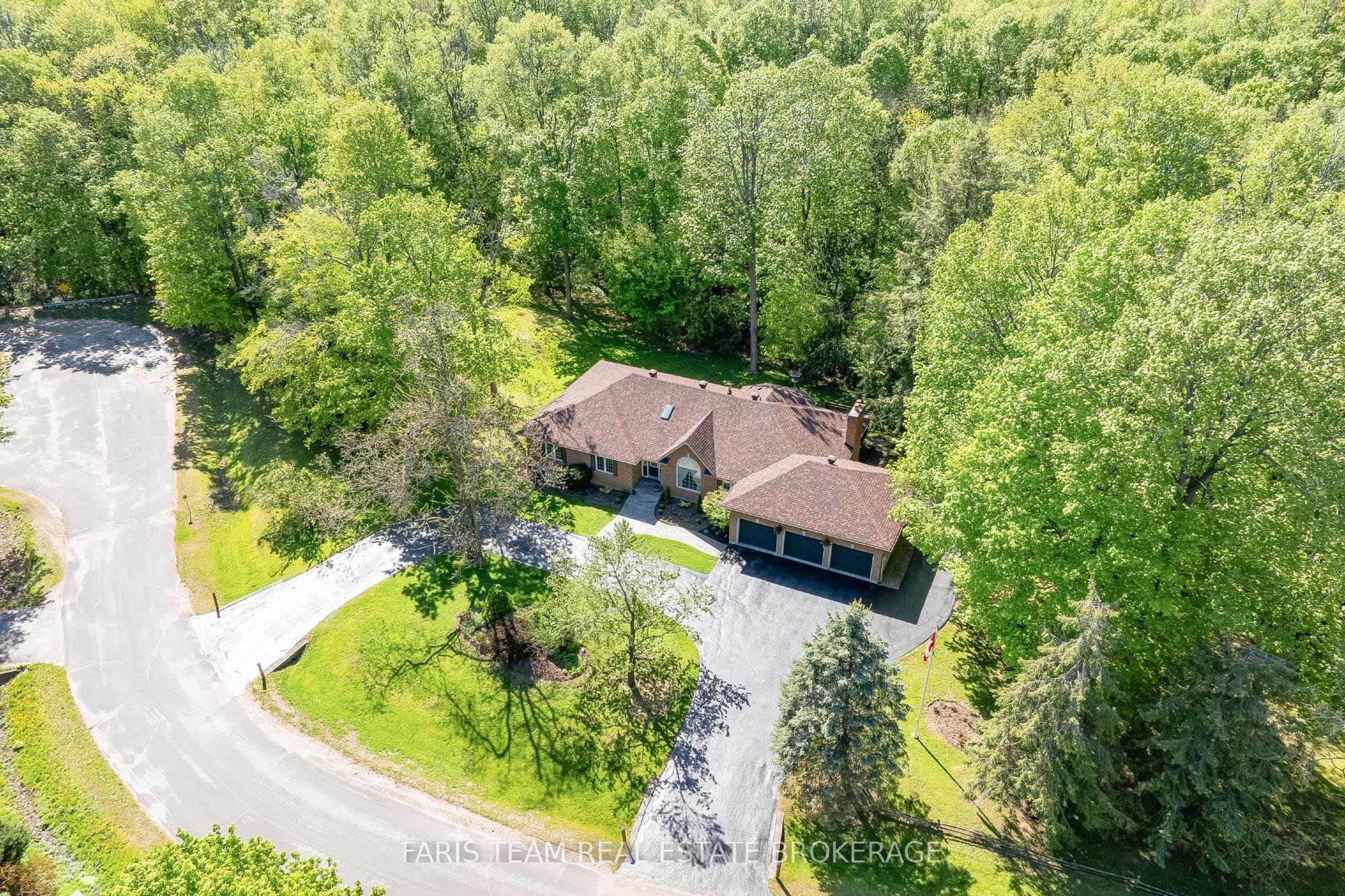 Additional image 3 of 2088 Wilkinson Street, Innisfil, ON, L9S 1X3