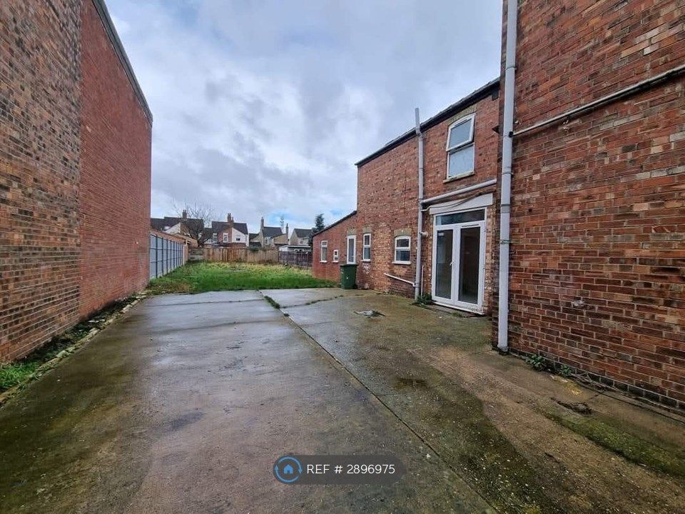 Additional image 10 of 3 bed semi-detached house to rentHarris St, Peterborough PE1