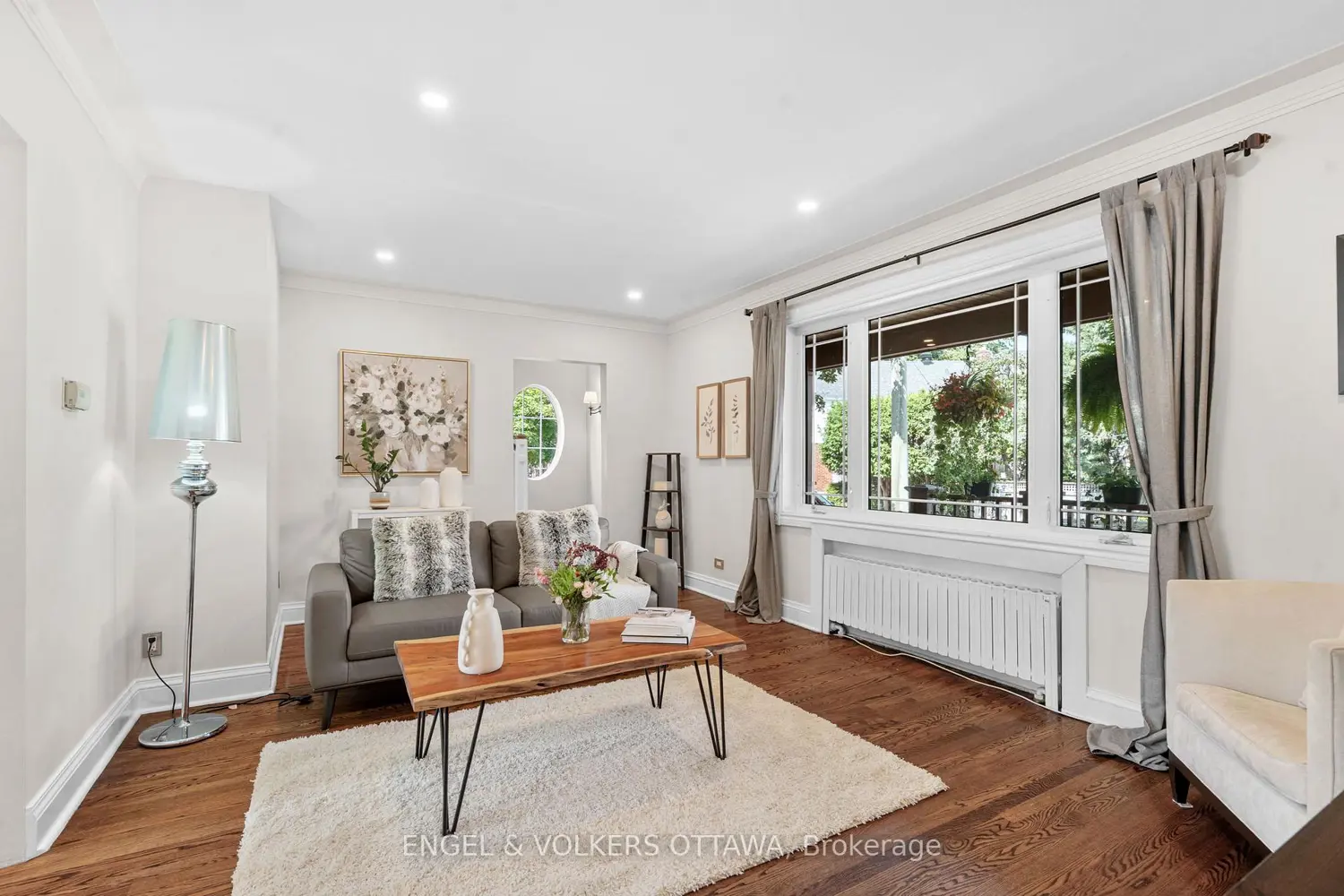 14 Cameron Avenue photo 4