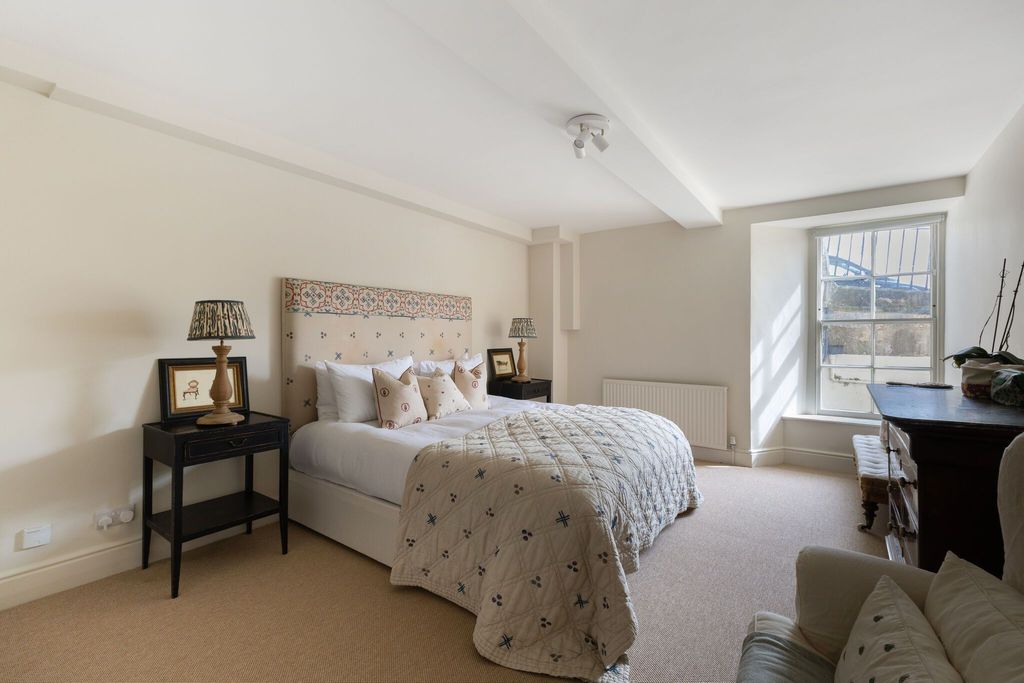 Additional image 7 of 3 bed flat to rentFlat 1, 8 Marlborough Buildings, Bath BA1