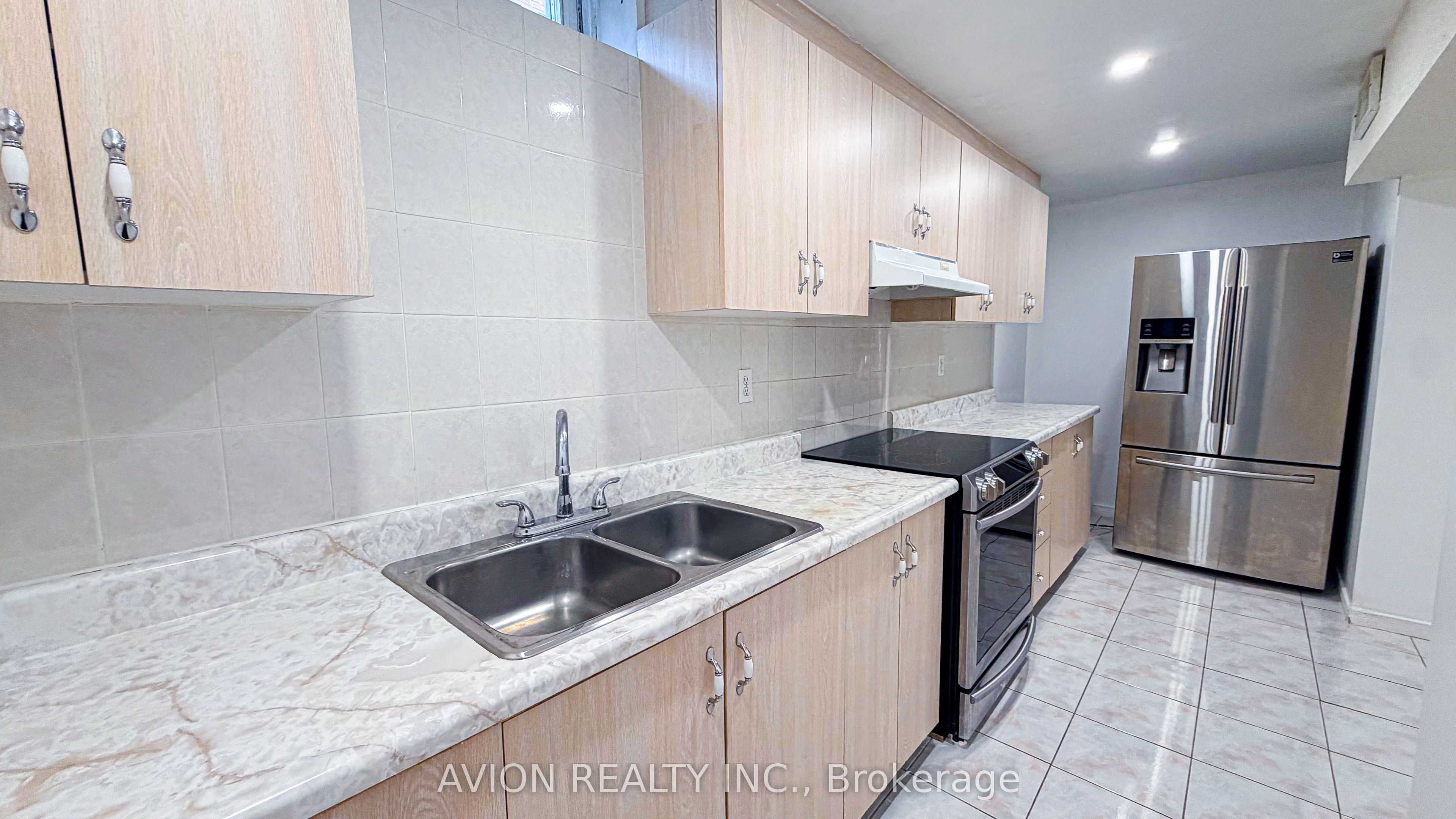 Lower-2 Bute Court, Vaughan, ON, L6A 1P3