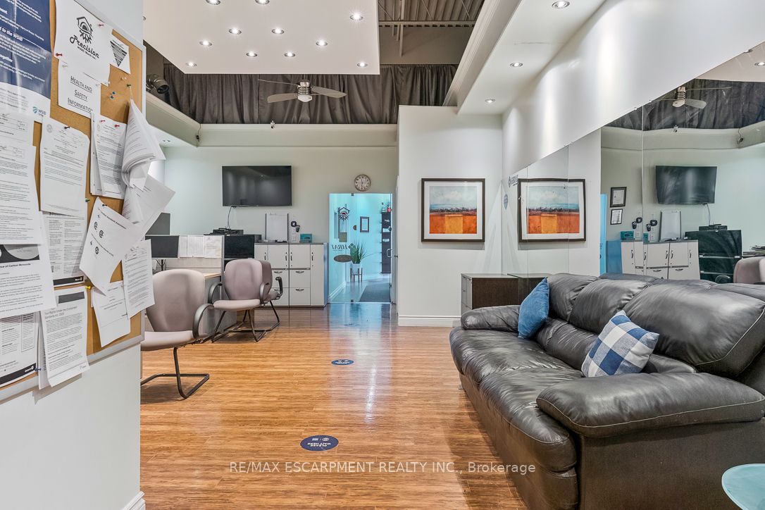 Additional image 5 of 13-2400 Wyecroft Road, Oakville, ON, L6L 6M8