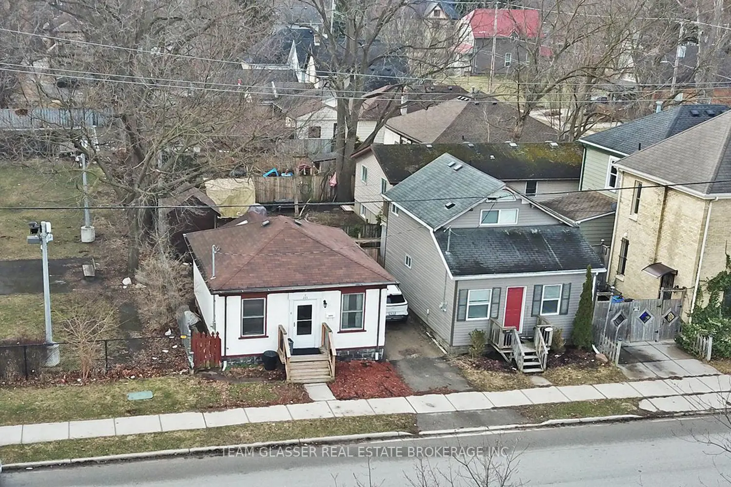 Additional image 18 of 225 Simcoe Street