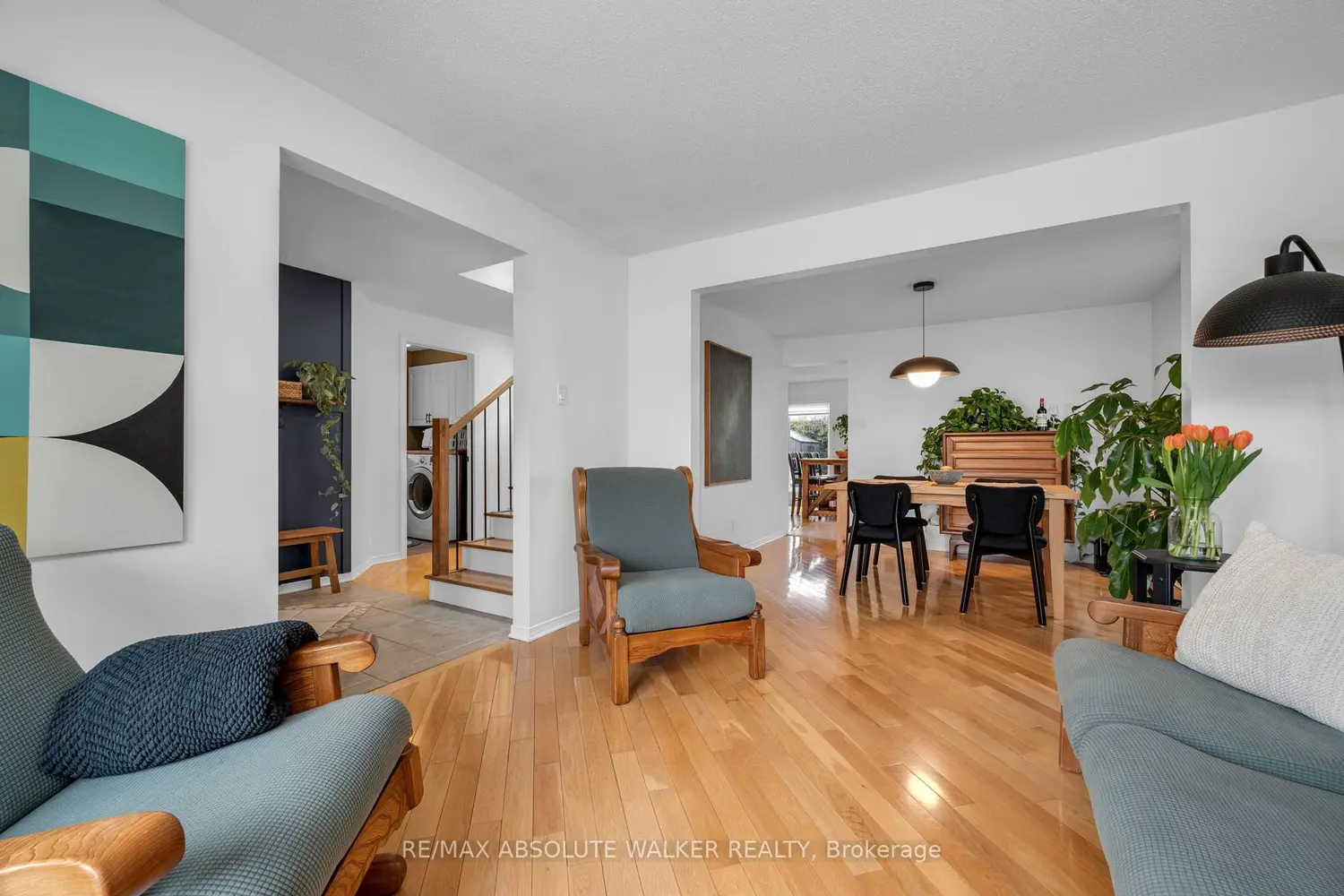 726 Thicket Way photo 4
