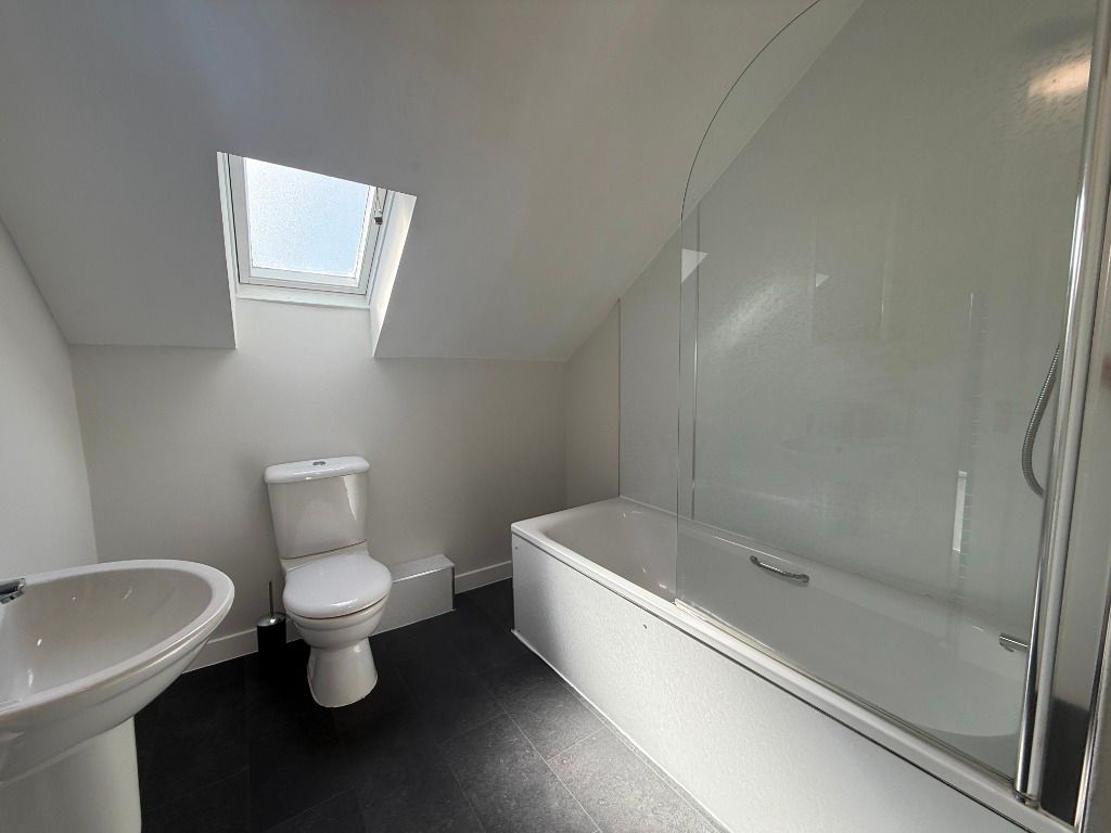 Additional image 12 of 3 bed flat to rentCarlisle Road, Hamilton ML3