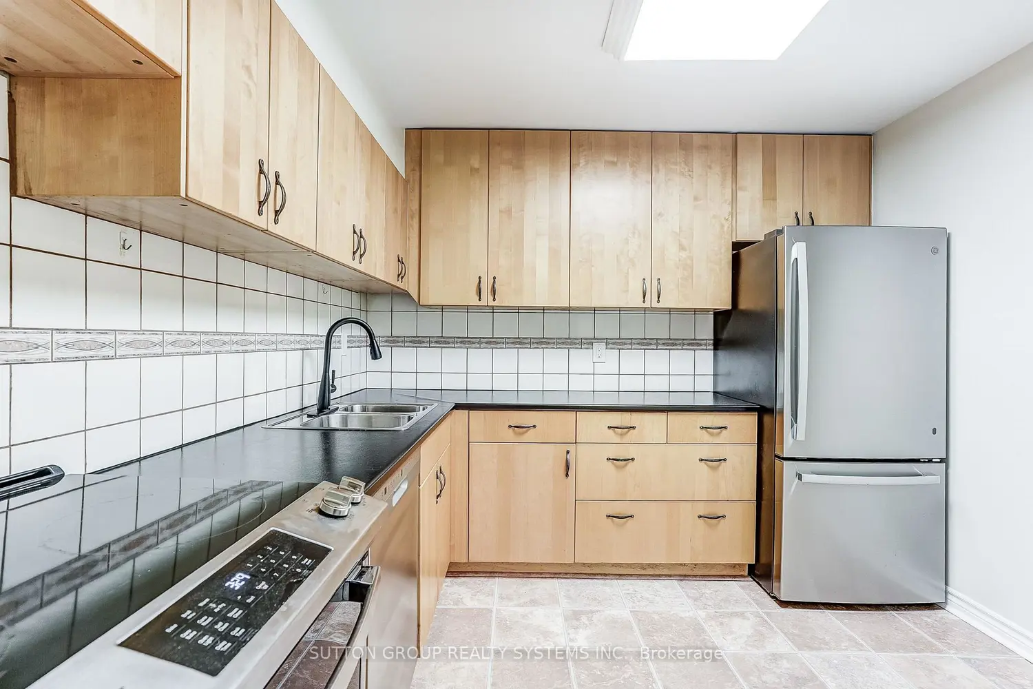 Additional image 7 of 1100 Caven Street 1211