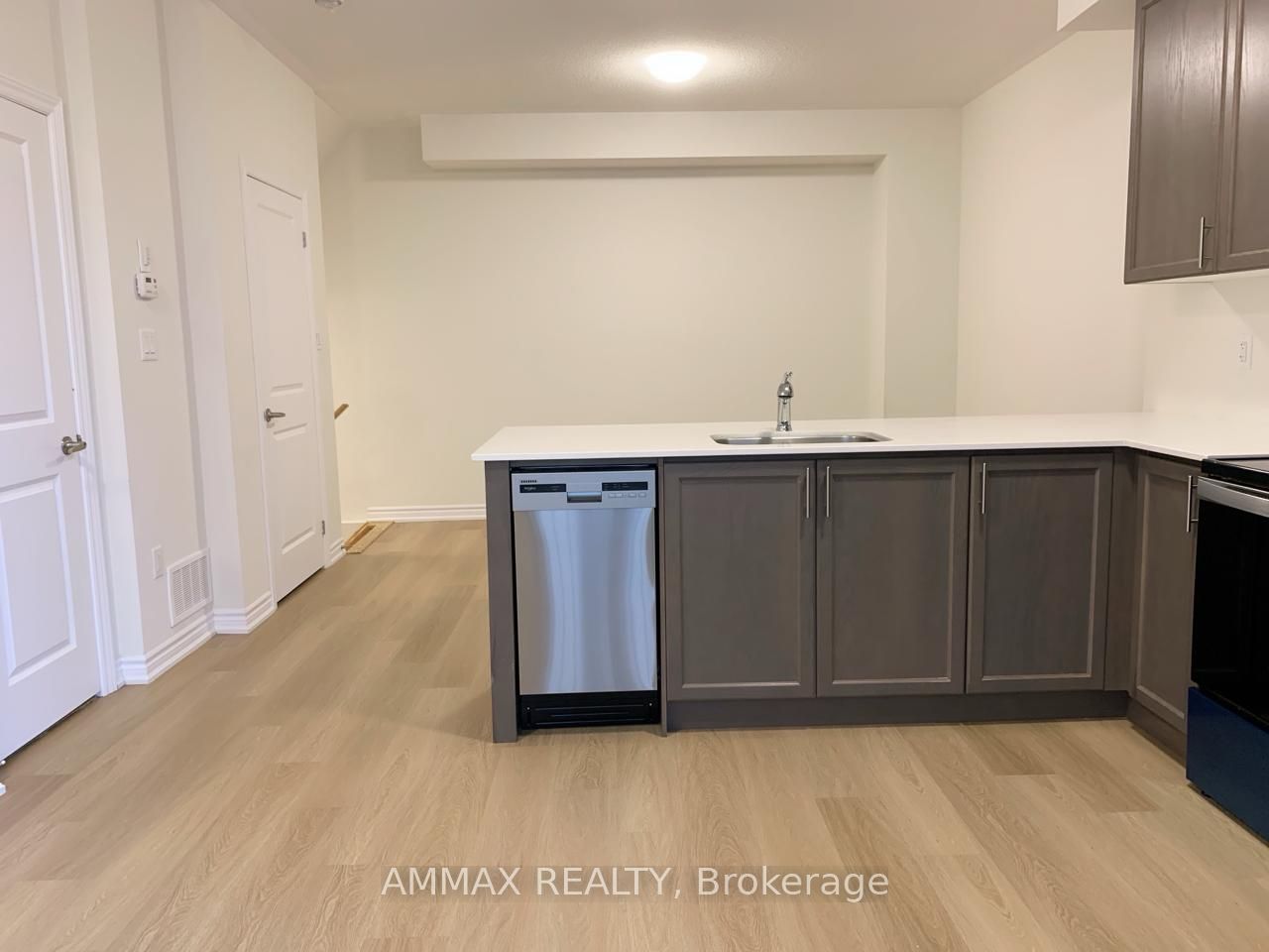 Additional image 3 of 8-490 Beresford Path, Oshawa, ON, L1H 0B2