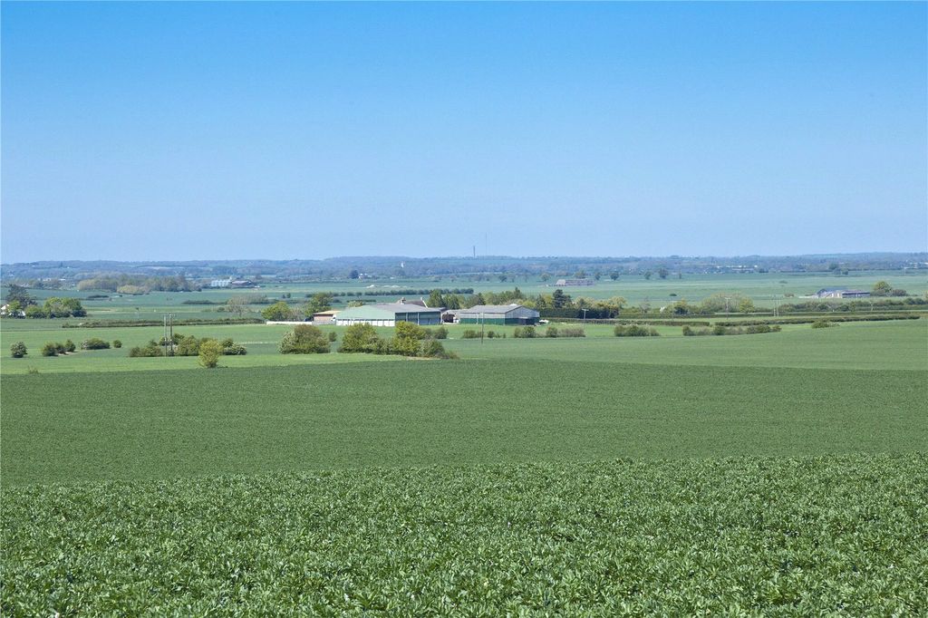 Land for saleLot 1 | Lodge Farm, Great Raveley, Huntingdon, Cambridgeshire PE28