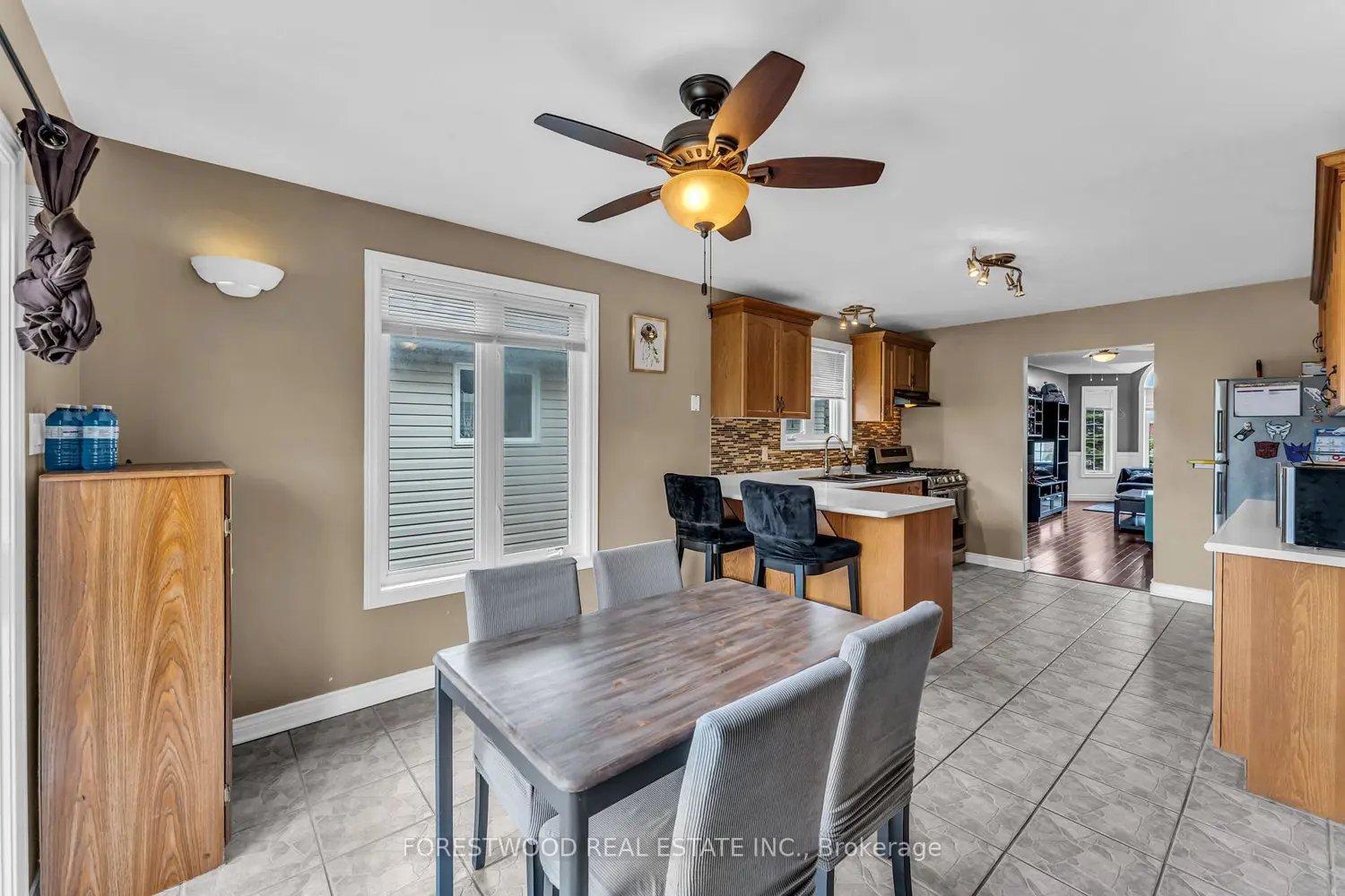 Additional image 9 of 424 Simon Street