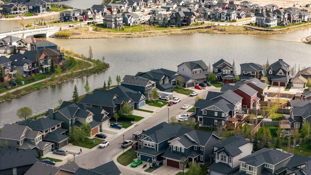 71 Canals Close SW, Airdrie, AB, T4B 0S6