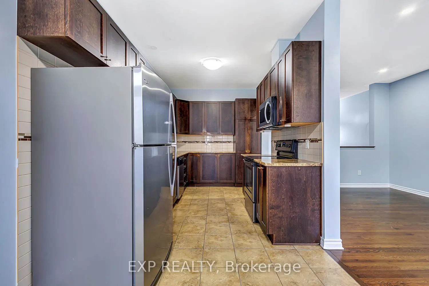 Additional image 10 of 635 Moorpark Avenue