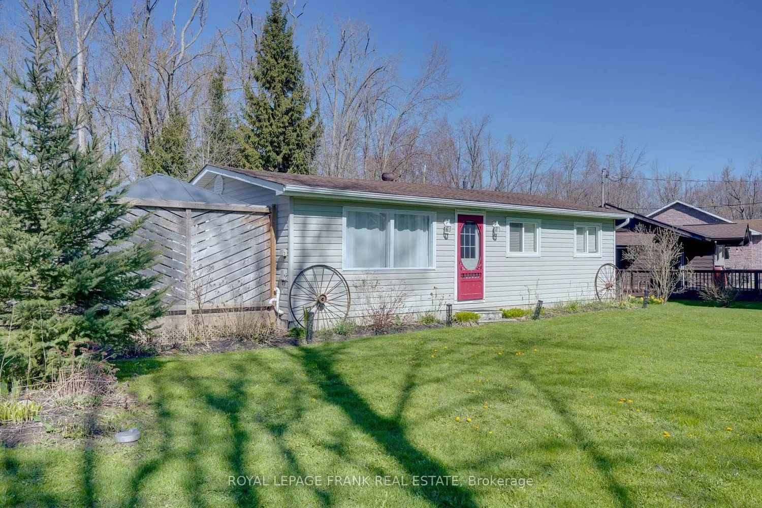 3576 John Street photo 3