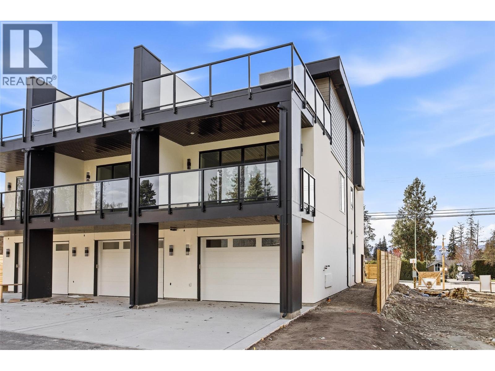 Additional image 2 of 4563 Gordon Drive, Kelowna, BC, V1W1T3