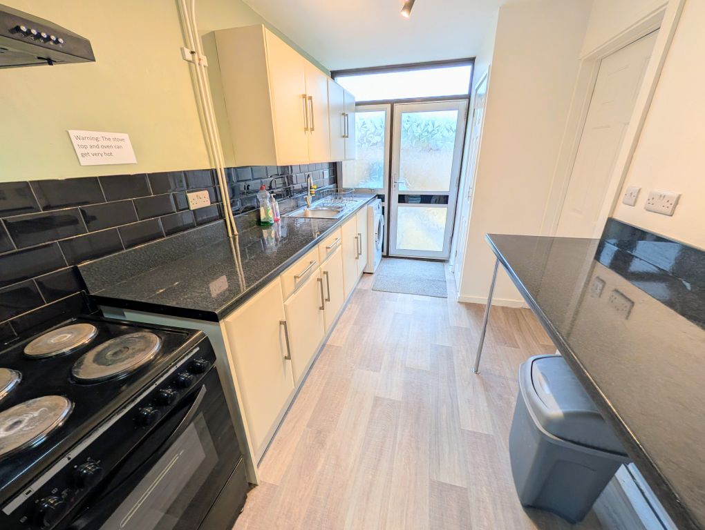 Additional image 3 of 3 bed terraced house to rentHendre Farm Drive, Newport NP19