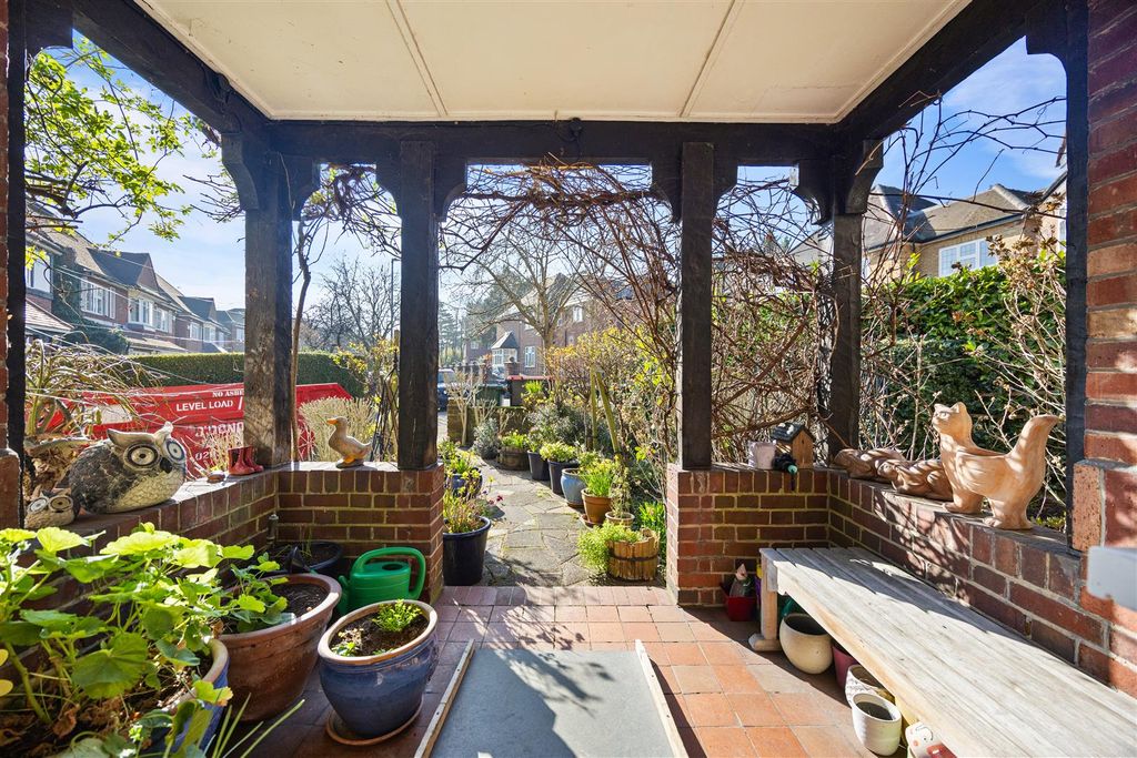 Additional image 8 of 5 bed detached house for saleCedars Close, London NW4