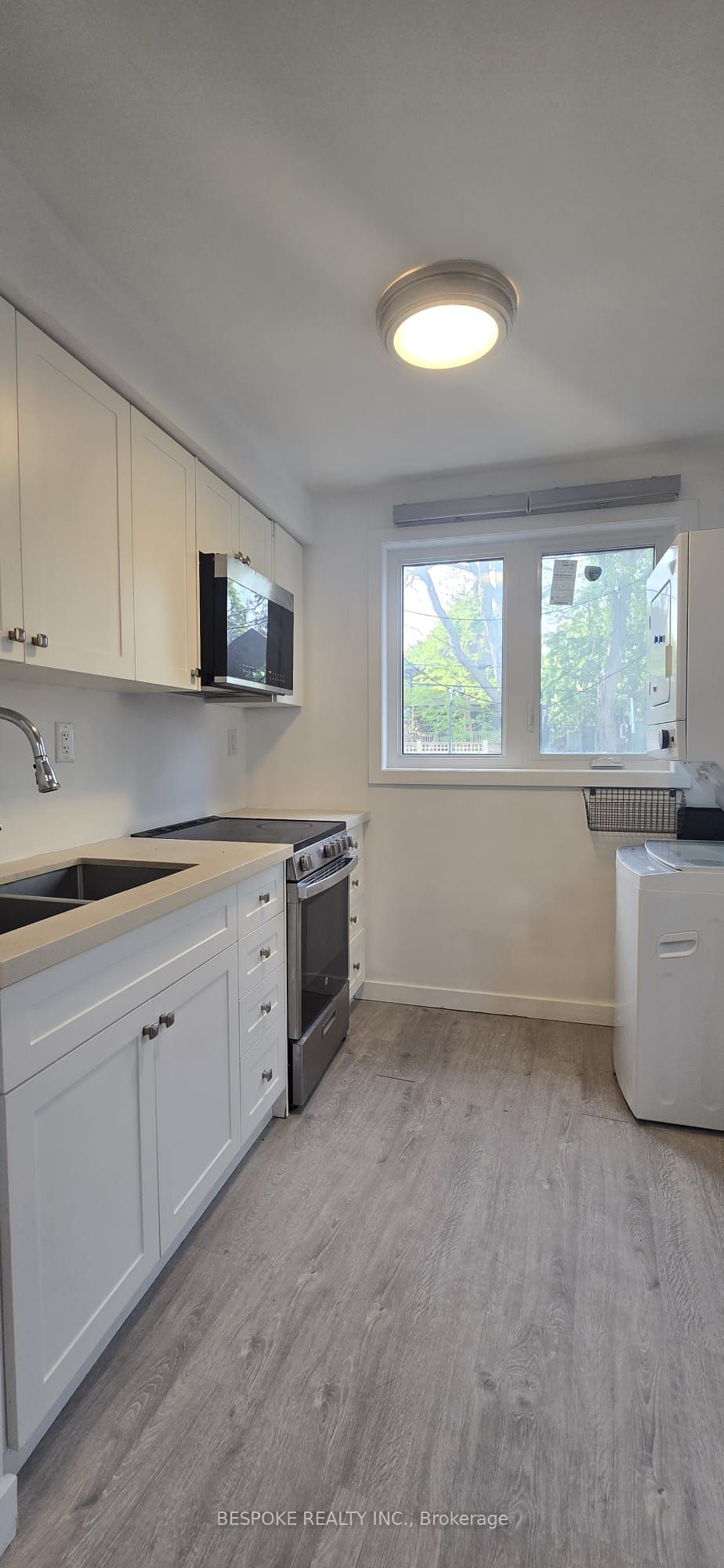 Additional image 2 of 1-288 Eglinton Avenue W, Toronto, ON, M4R 1B2
